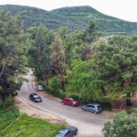 Super Flat In * Mostar